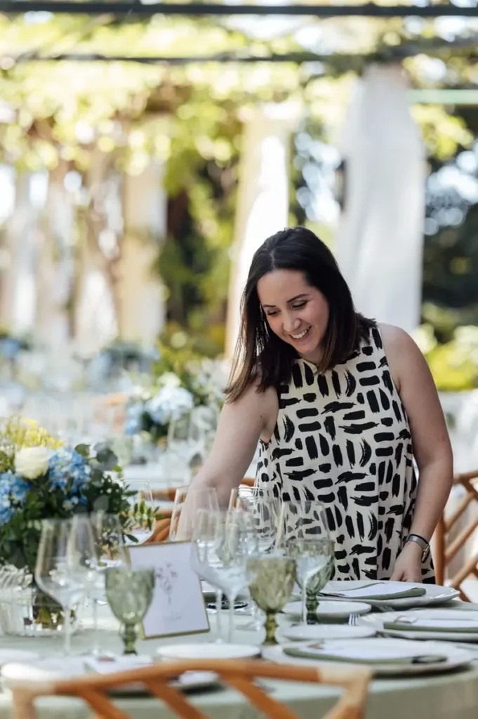 wedding-planner-málaga-boda-elegante-al-aire-libre